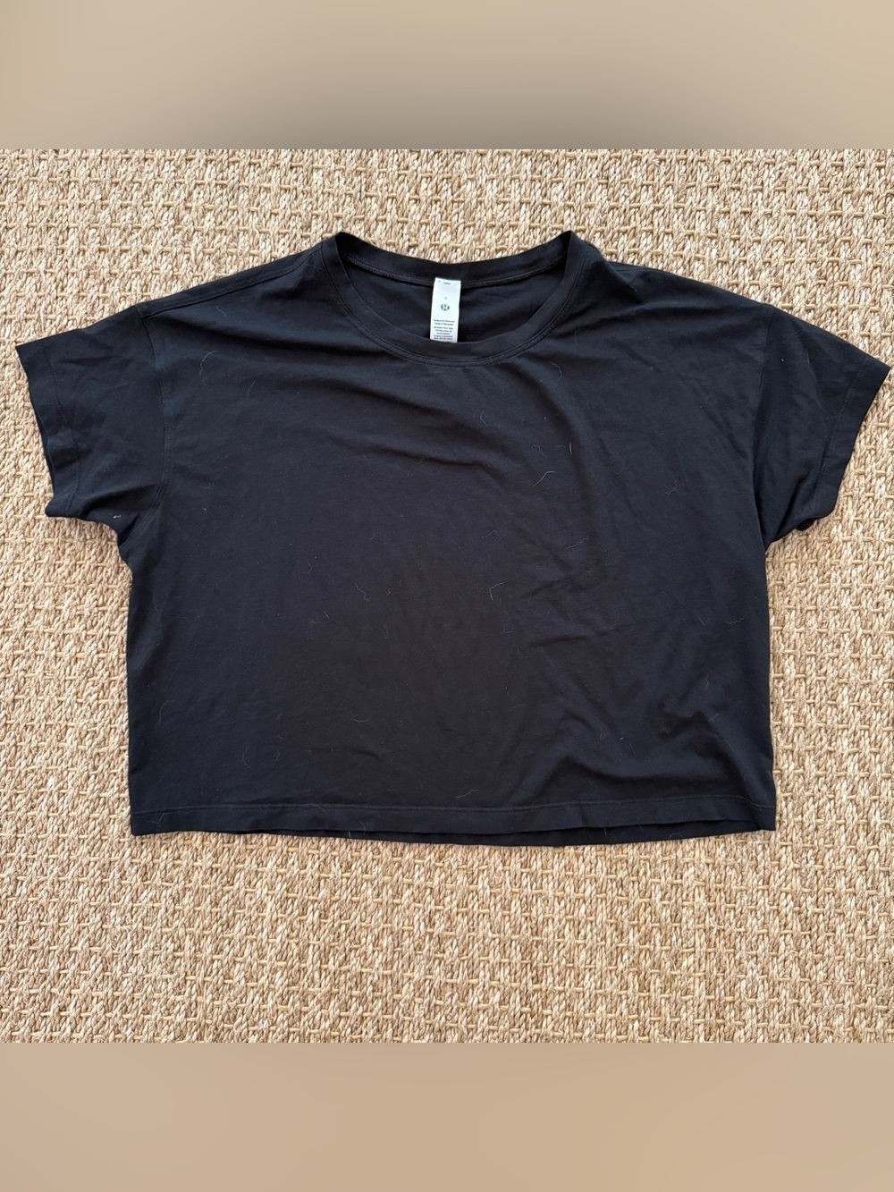 Like New Lululemon Cate’s T-Shirt. Size 4. Black.